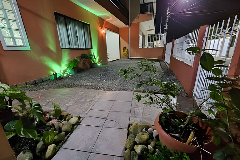 Casa Aconchegante a 600m da Praia no Bairro da Barra