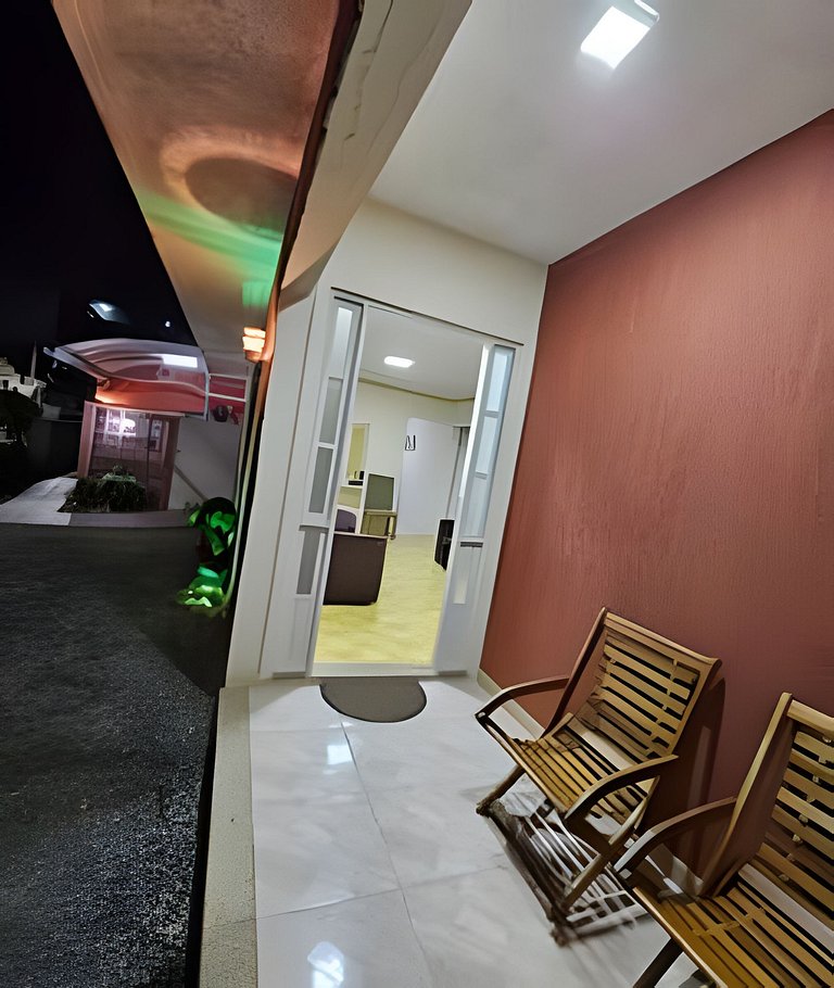 Casa Aconchegante a 600m da Praia no Bairro da Barra